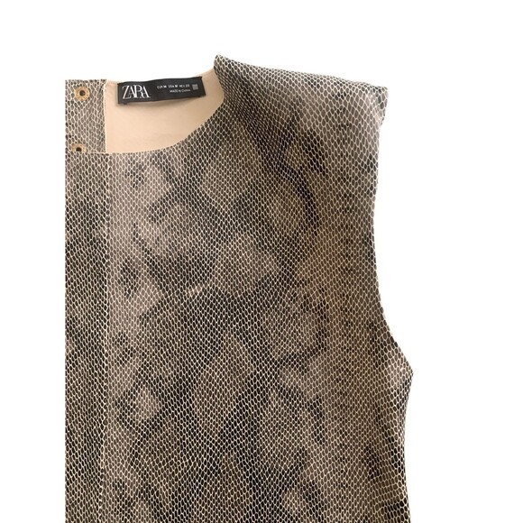 Zara Women’s Snakeskin Print Sleeveless Top Size Medium Brown Tan Animal Pattern - Picture 2 of 6